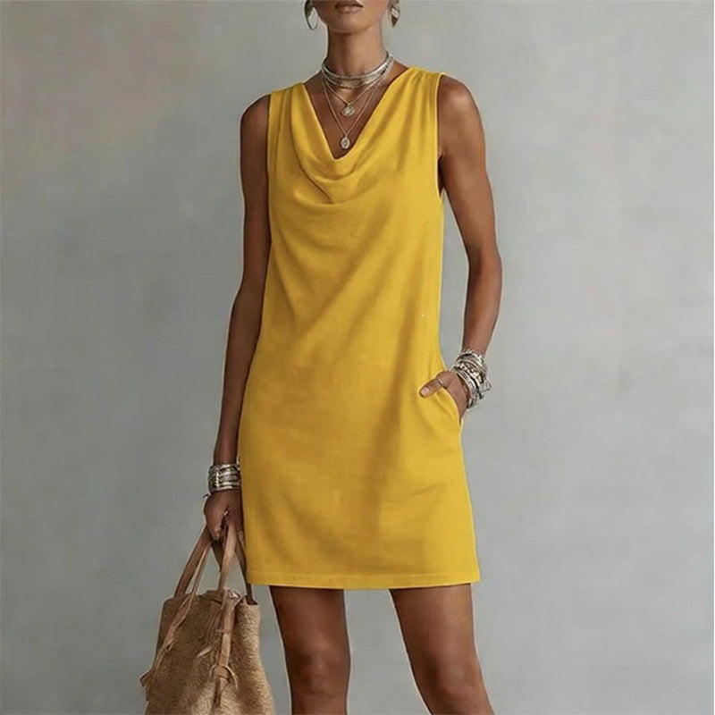 FLORENCIA | VESTIDO CORTO SIN MANGAS CON ESCOTE DRAPEADO Y BOLSILLO